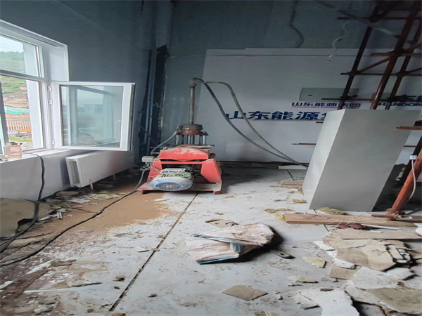 唐县地基基础下沉墙体裂缝加固注浆顶升施工